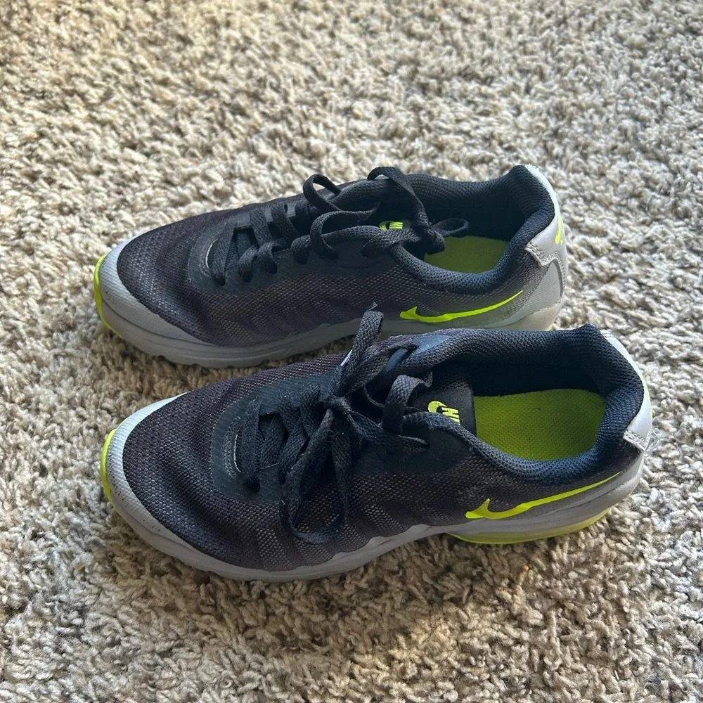 Nike Kids Black and Neon Green Athletic Shoes